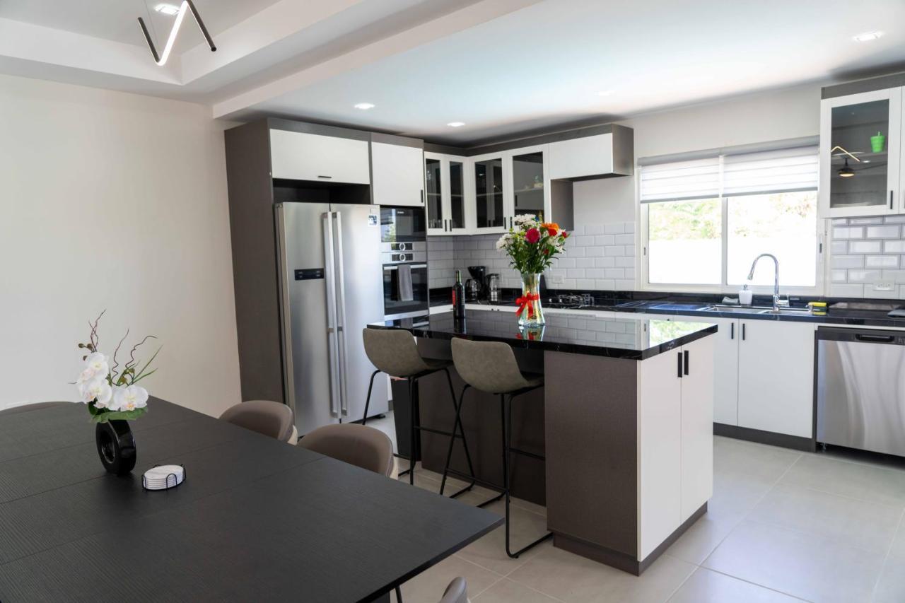 Spacious 3Br Home With Own Private Cozy Pool Koolbaai Εξωτερικό φωτογραφία